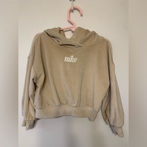 Nike girls Cropped Fleece Hoodie in Beige